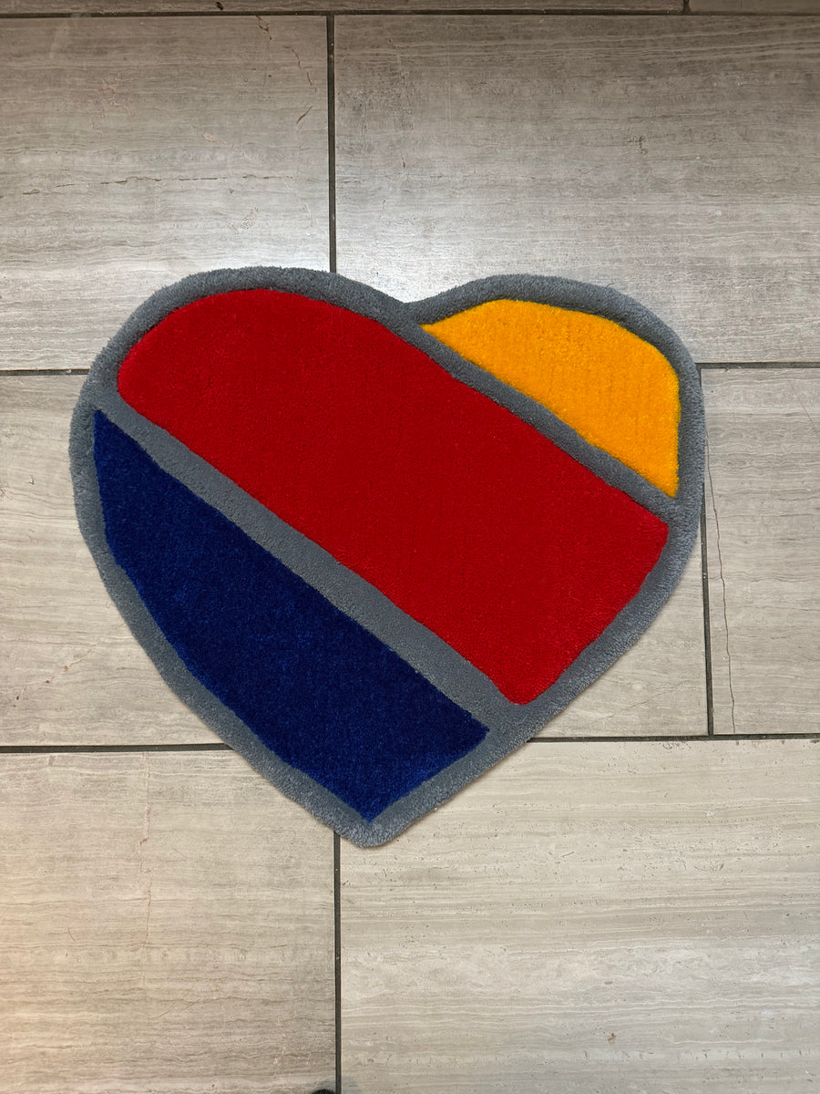 Split heart, hand-tufted rug by RugsbyDJ