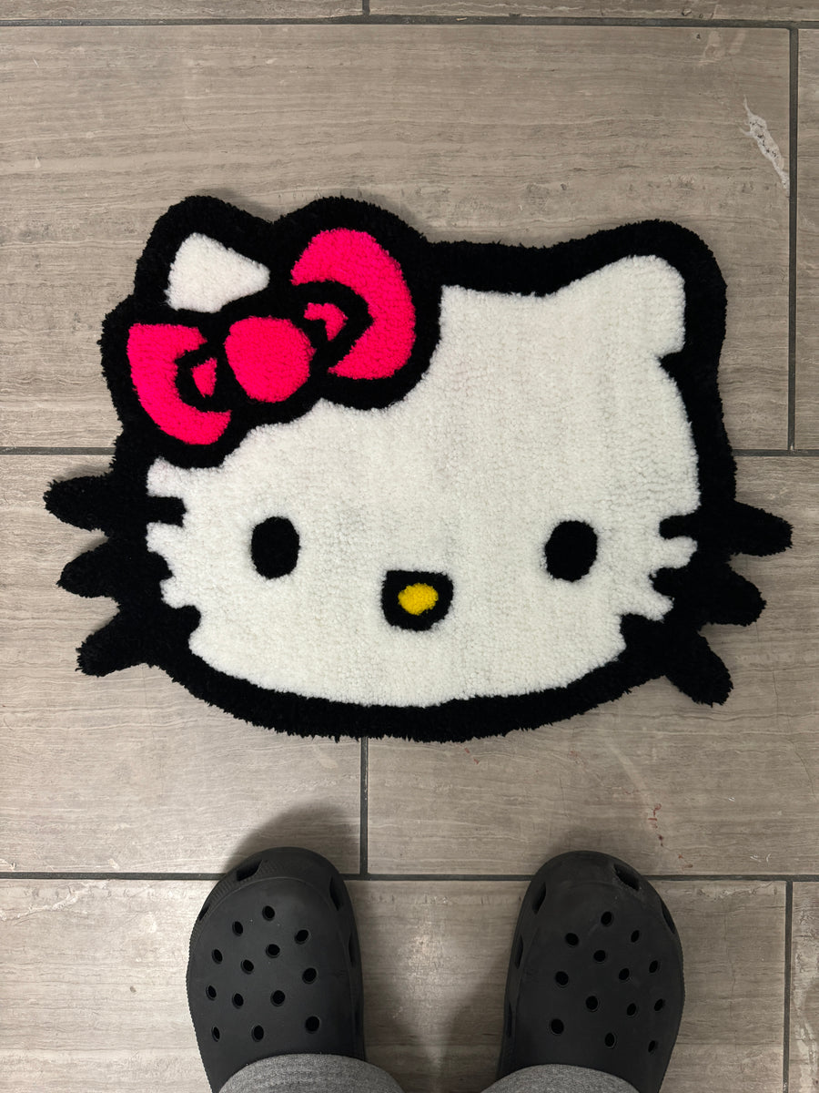 Kitty, hand-tufted rug by RugsbyDJ